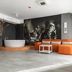 Sky Orange Jacuzzi Sauna 28 Floor