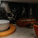 Sky Orange Jacuzzi Sauna 28 Floor