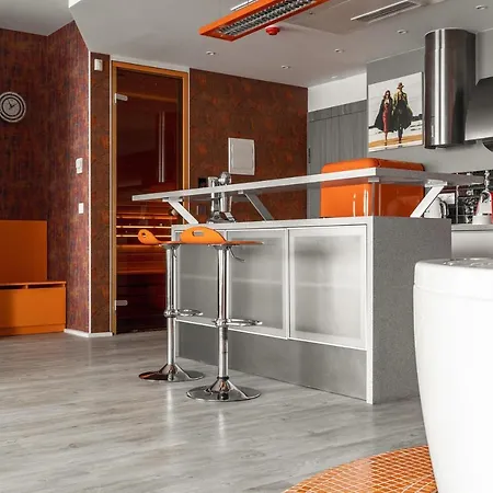 公寓 Sky Orange Jacuzzi Sauna 28 Floor 克莱佩达