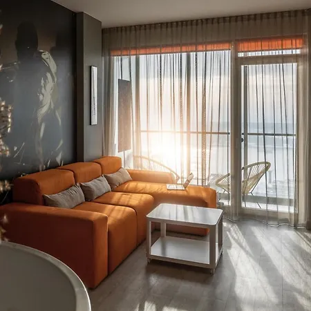 Sky Orange Jacuzzi Sauna 28 Floor