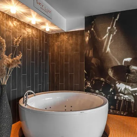 Sky Orange Jacuzzi Sauna 28 Floor * クライペダ