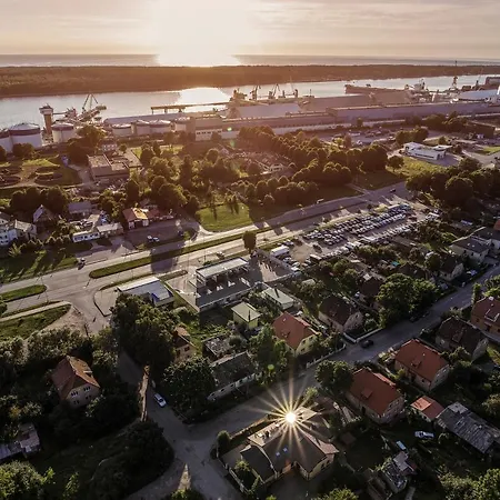 Sky Orange Jacuzzi Sauna 28 Floor 克莱佩达