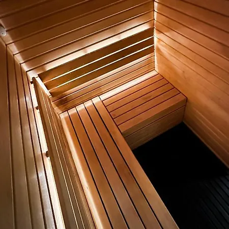 Sky Orange Jacuzzi Sauna 28 Floor *