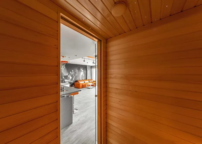 Sky Orange Jacuzzi Sauna 28 Floor 公寓 *