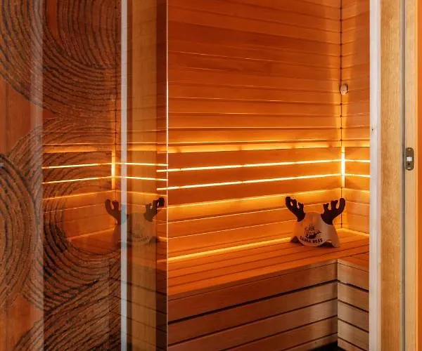 Sky Orange Jacuzzi Sauna 28 Floor Klaipėda