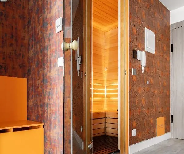 Sky Orange Jacuzzi Sauna 28 Floor 公寓