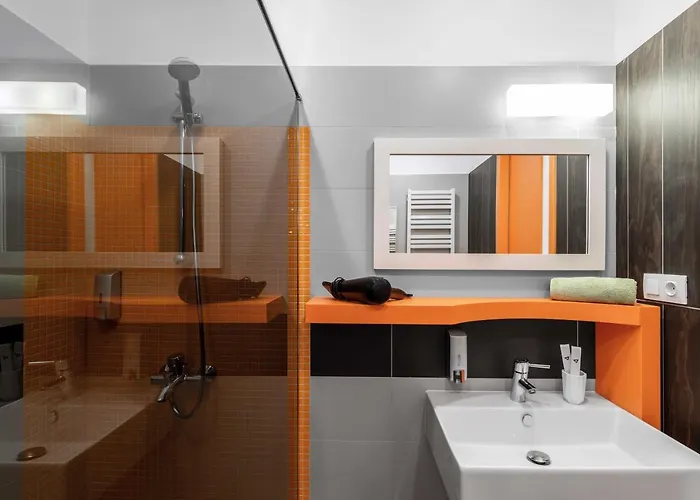 Sky Orange Jacuzzi Sauna 28 Floor